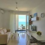 Sea Vista 158 - Happy * Durrës